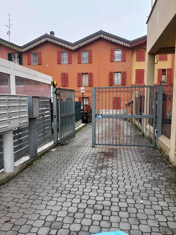 Le Due Torri Bologna Apartment Exterior photo